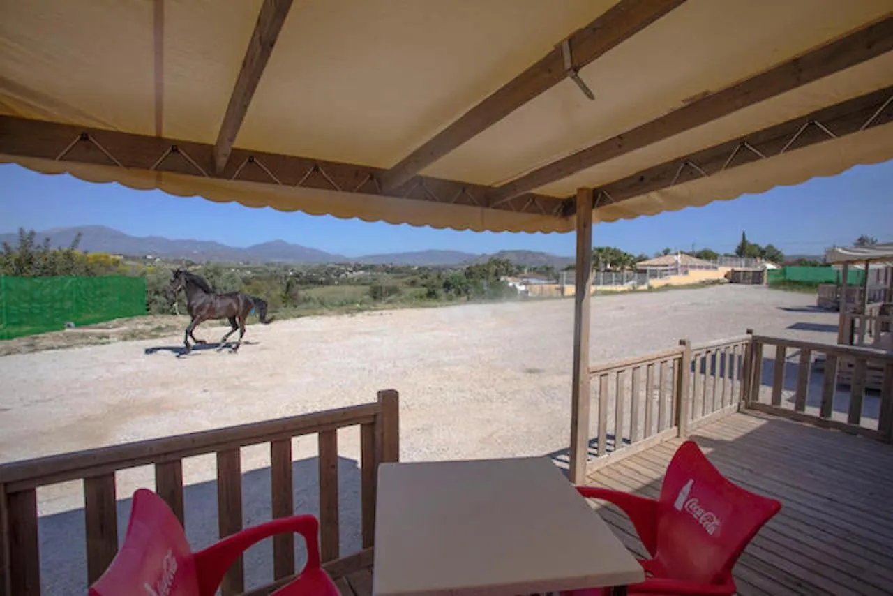 4 Bungalows-Cortijo Da Luigi-4 Adultos-2 Dormitorios-Piscina-Ideal Familias-Cartama-Malaga